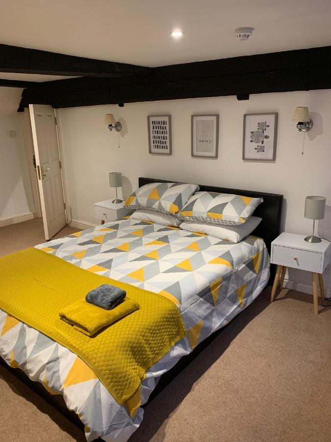 The Coach House Aparthotel Salisbury Exterior photo