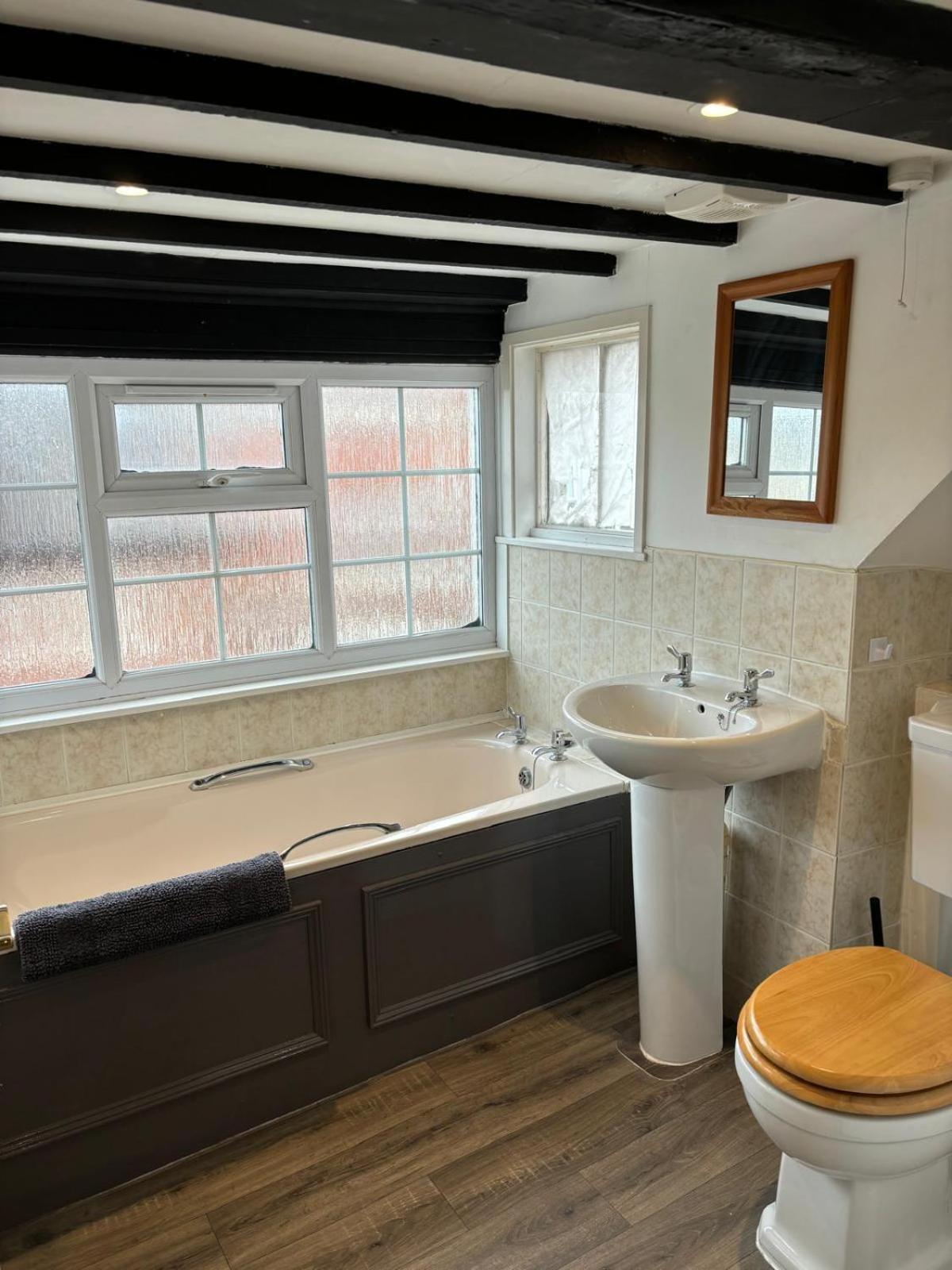 The Coach House Aparthotel Salisbury Exterior photo